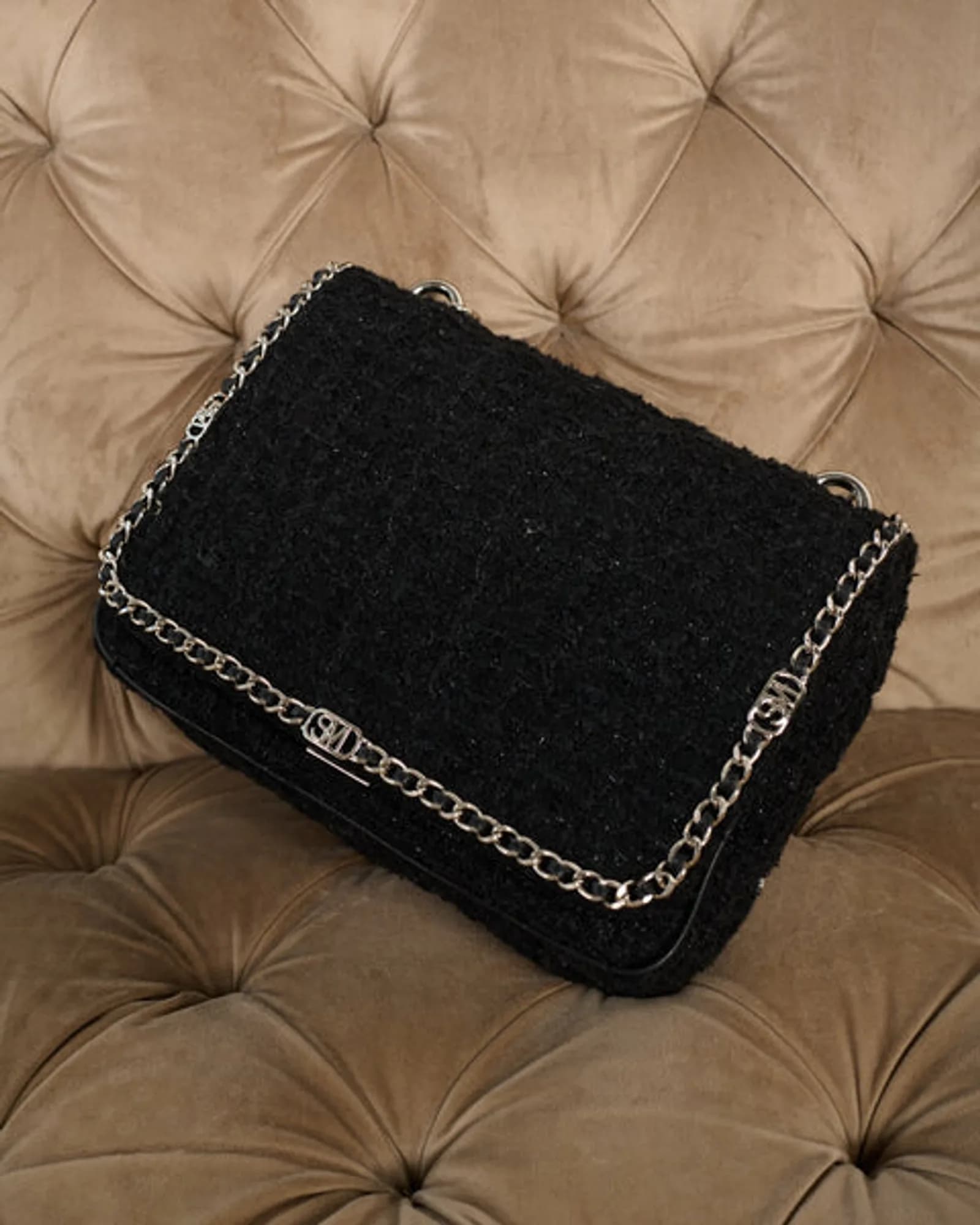 STEVE MADDEN BSTELLET BLK/SIL SMALL SATCHEL